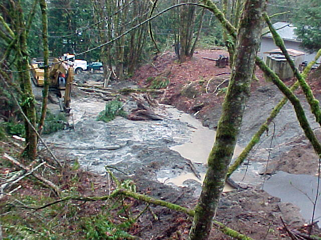 Landslide on Highway 101 - detail